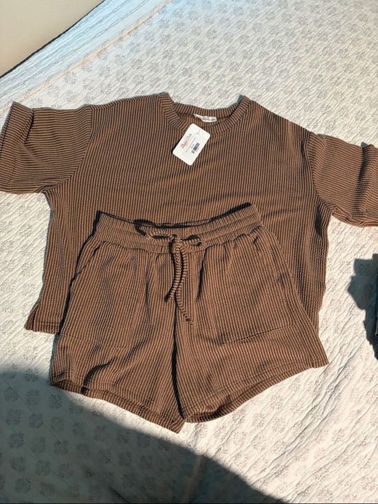 Zenana Outfitters Pants - Zenana Outfitters Brown Waffle Knit Short Set
